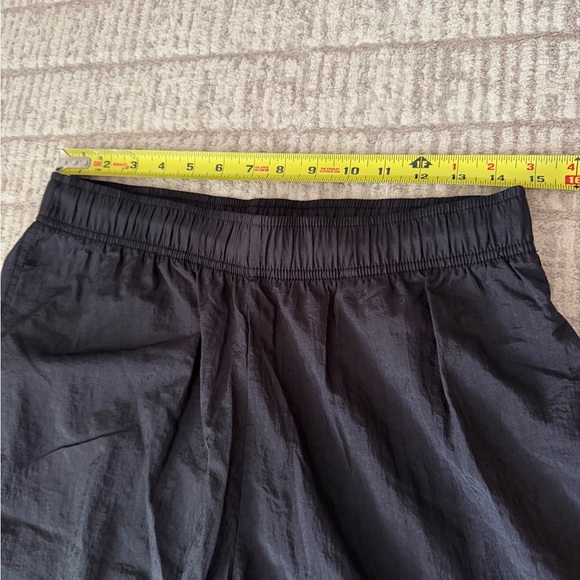 Athleta wide leg mid rise lunar sheen utility windbreaker pants - Picture 5 of 9